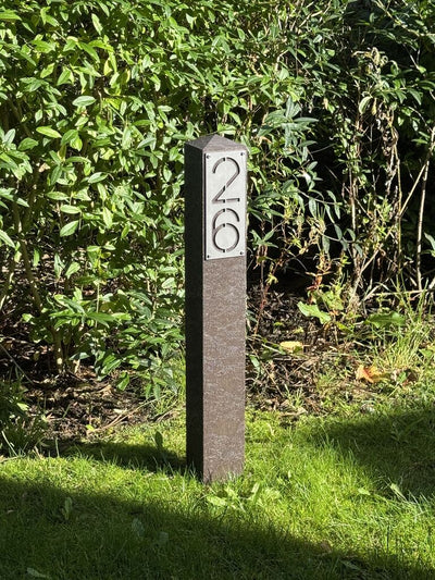 Pladsnummer stolpe - Beige