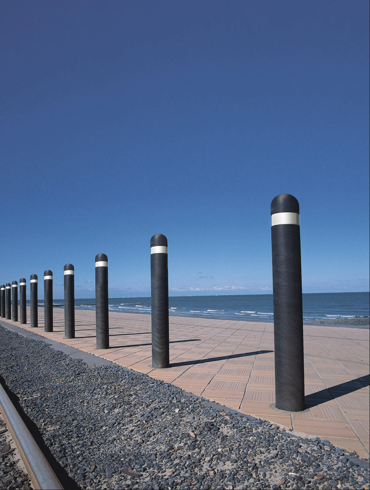 Bollards og Trafik i Genbrugsplast