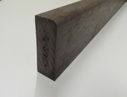 Plastplanke med 1 Afrundet Kant - Sort