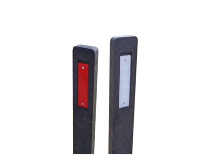 Vejside mærke med reflektion