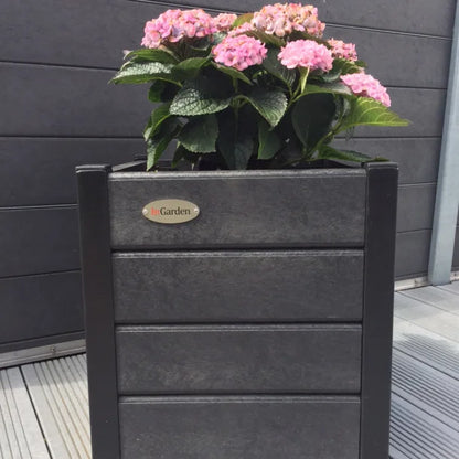 Kvadratiske blomsterkummer - Med Hjul