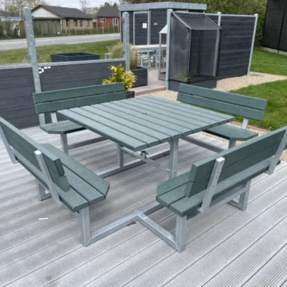 Kvadratisk bord bænkesæt med ryglæn - Vedligeholdelsesfrie genbrugsplastplanker